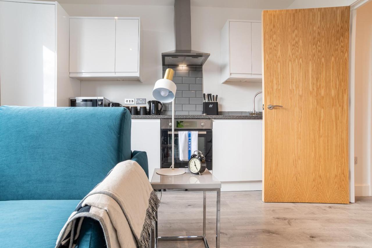 Copenhagen Court Apartments Basingstoke Exterior photo