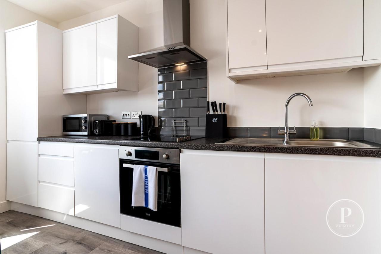 Copenhagen Court Apartments Basingstoke Exterior photo